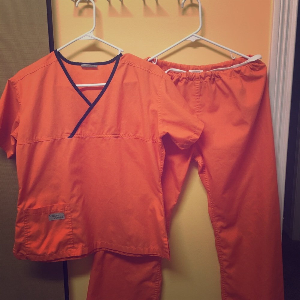 Urbane Scrub Set